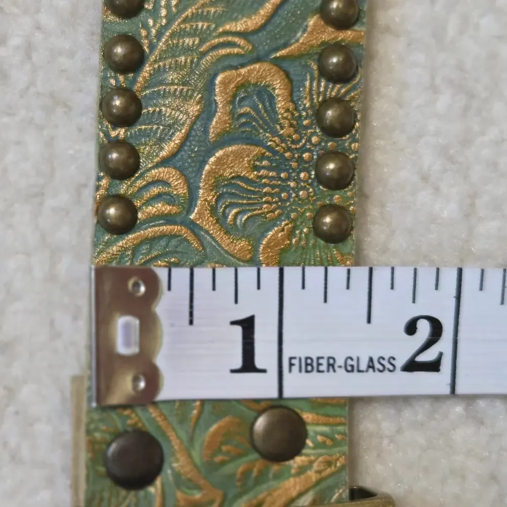 Vintage Leatherock Women's S32 Western Tooled Leather Rhinestone Studded Belt